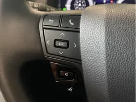 Toyota C-HR 1.8 Hybrid 140 First Edition thumbnail 27