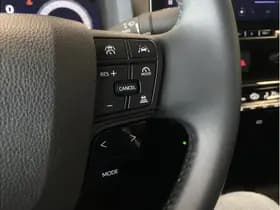 Toyota C-HR 1.8 Hybrid 140 First Edition thumbnail 30