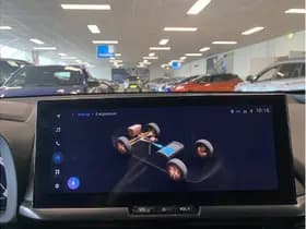 Toyota C-HR 1.8 Hybrid 140 First Edition thumbnail 33