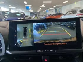 Toyota C-HR 1.8 Hybrid 140 First Edition thumbnail 34