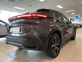 Toyota C-HR 1.8 Hybrid 140 First Edition thumbnail 7