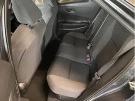 Toyota C-HR 1.8 Hybrid 140 First Edition thumbnail 8