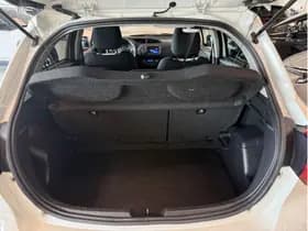 Toyota Yaris 1.5 Hybrid Design Sport thumbnail 11