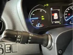 Toyota Yaris 1.5 Hybrid Design Sport thumbnail 19