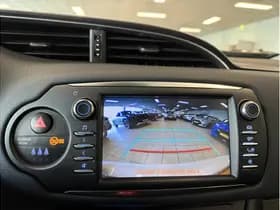 Toyota Yaris 1.5 Hybrid Design Sport thumbnail 25