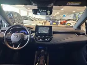 Toyota Corolla Touring Sports 2.0 Hybrid Gr-Sport thumbnail 15