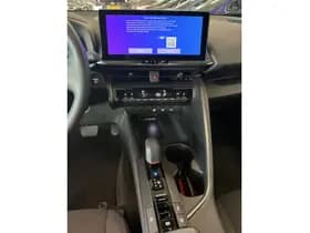 Toyota C-HR 1.8 Hybrid 140 First Edition thumbnail 12