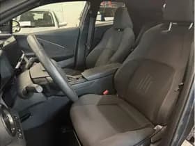 Toyota C-HR 1.8 Hybrid 140 First Edition thumbnail 10