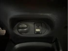 Toyota Yaris 1.5 Hybrid Dynamic thumbnail 19