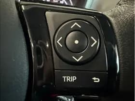 Toyota Yaris 1.5 Hybrid Dynamic thumbnail 28