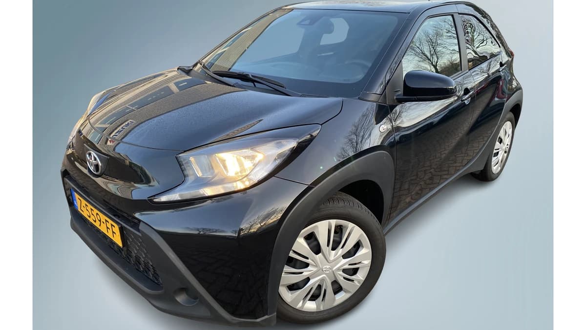 Toyota Aygo X 1.0 Vvt-I Mt Play — foto 1