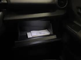 Toyota C-HR 1.8 Hybrid 140 Dynamic thumbnail 30