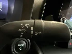 Toyota C-HR 1.8 Hybrid 140 Dynamic thumbnail 34