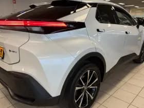 Toyota C-HR 1.8 Hybrid 140 Dynamic thumbnail 7