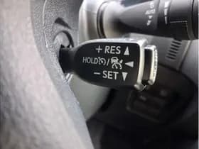 Toyota Land Cruiser thumbnail 24
