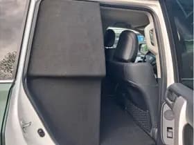Toyota Land Cruiser thumbnail 6