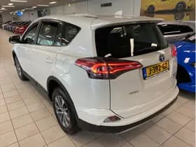 Toyota RAV4 2.5 Hybrid Dynamic thumbnail 5