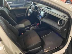 Toyota RAV4 2.5 Hybrid Dynamic thumbnail 7