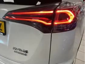 Toyota RAV4 2.5 Hybrid Dynamic thumbnail 8