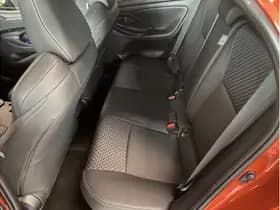 Toyota Yaris 1.5 Hybrid Executive thumbnail 14