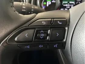 Toyota Yaris 1.5 Hybrid Executive thumbnail 26