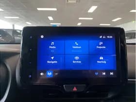 Toyota Yaris 1.5 Hybrid Executive thumbnail 28