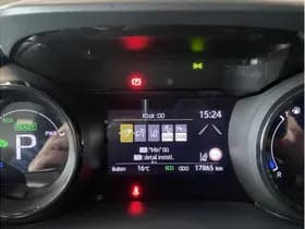 Toyota Yaris 1.5 Hybrid Executive thumbnail 38