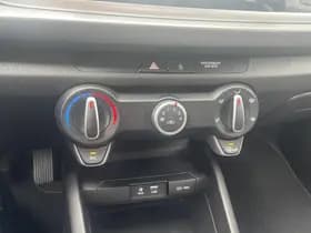 Kia Rio thumbnail 18