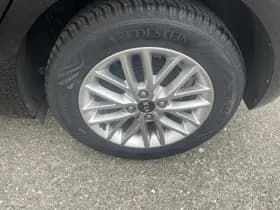 Kia Rio thumbnail 25