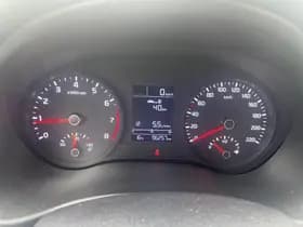 Kia Rio thumbnail 8