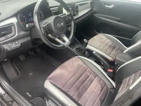 Kia Rio thumbnail 10