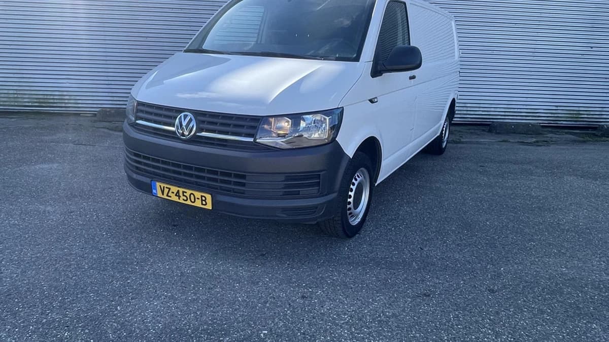 Volkswagen Transporter — foto 1