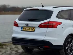 Ford Focus thumbnail 4