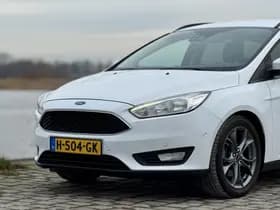 Ford Focus thumbnail 8