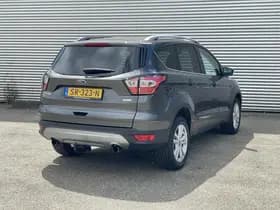 Ford Kuga thumbnail 4