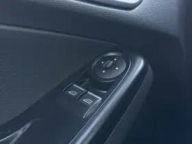 Ford Fiesta thumbnail 24