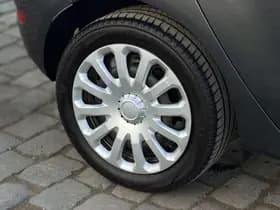 Ford Fiesta thumbnail 6