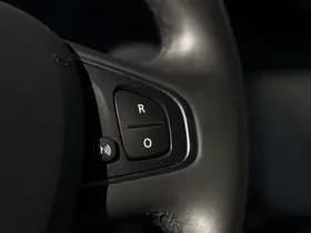 Renault Captur thumbnail 16