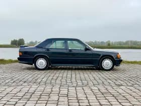 Mercedes-Benz 190-Serie thumbnail 6