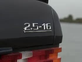 Mercedes-Benz 190-Serie thumbnail 9