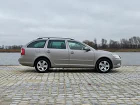 Škoda Octavia thumbnail 7