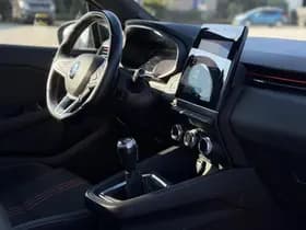 Renault Clio thumbnail 12