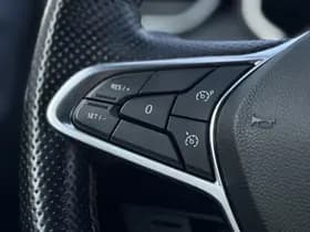 Renault Clio thumbnail 16