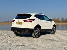 Nissan Qashqai thumbnail 5