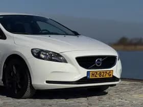 Volvo V40 thumbnail 2