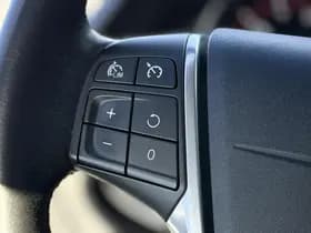 Volvo V40 thumbnail 17