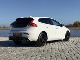 Volvo V40 thumbnail 5