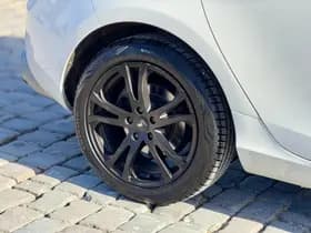 Volvo V40 thumbnail 6