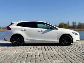 Volvo V40 thumbnail 7