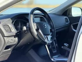 Volvo V40 thumbnail 10